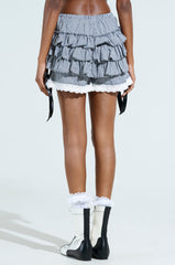 FULL OF RUFFLES PLAID SHORT