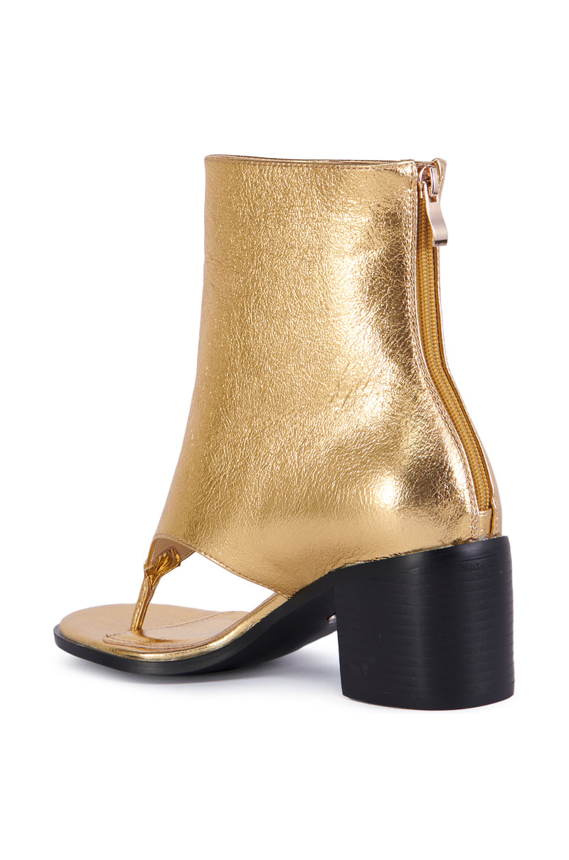 AZALEA WANG GOLD CHUNKY SANDAL