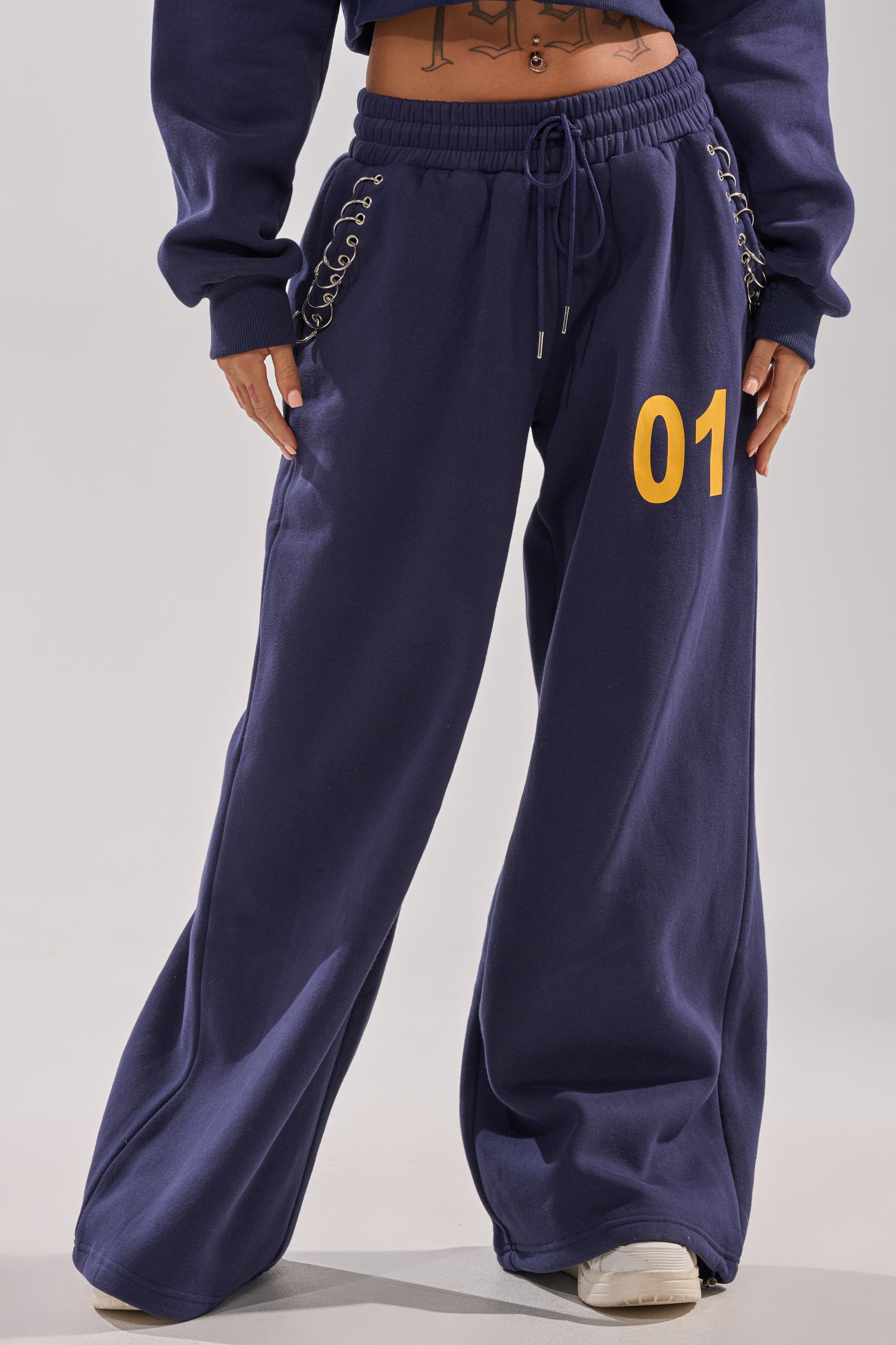 UNTAMED METAL RING JOGGER