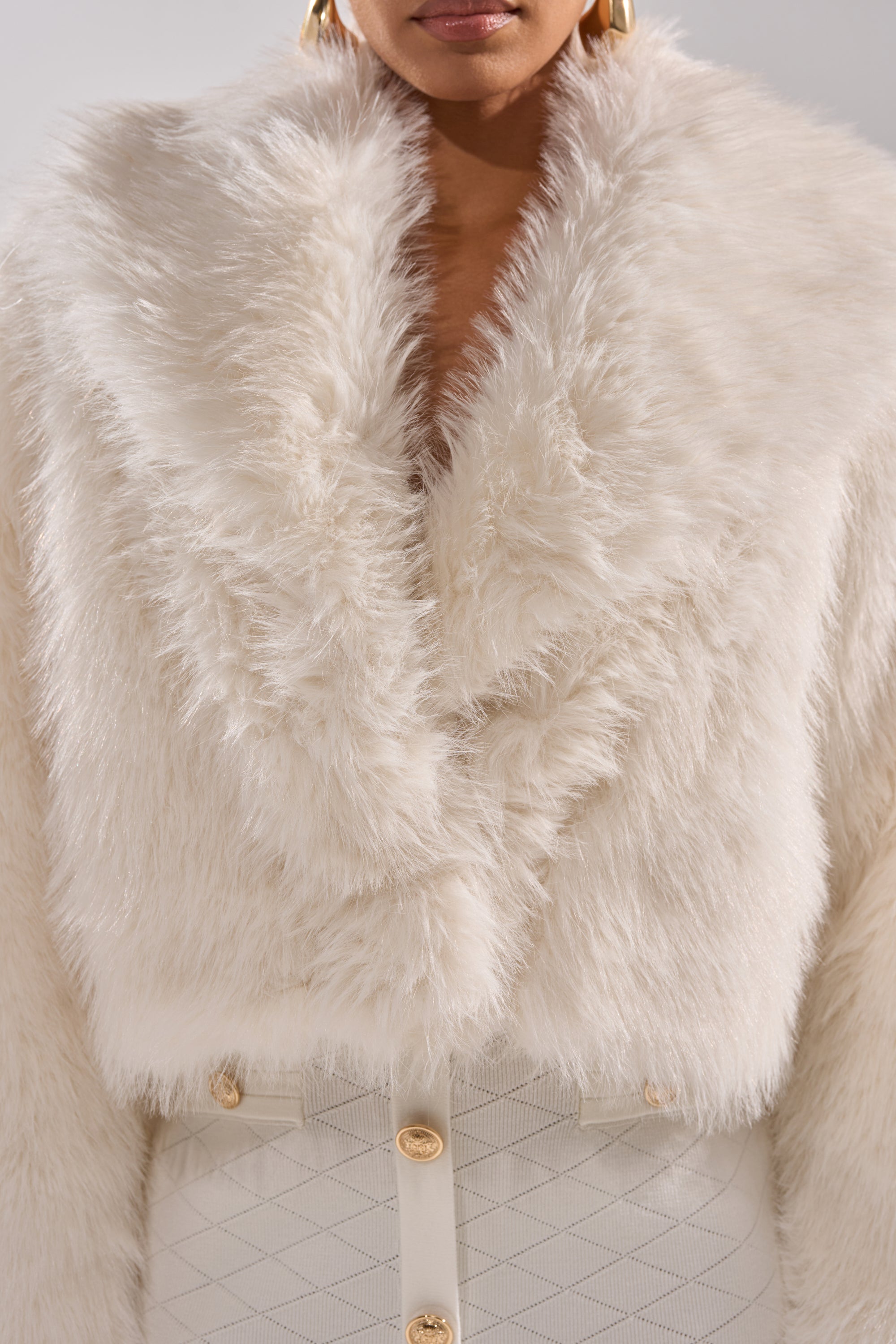 POPPY CROPPED FAUX FUR IN WHITE
