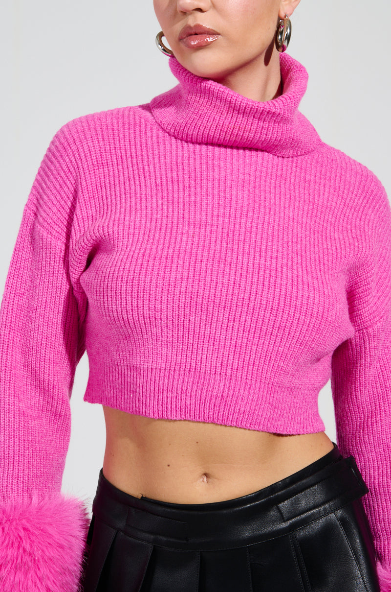 SYDNEY FUR CUFF CROPPED SWEATER IN HOT PINK